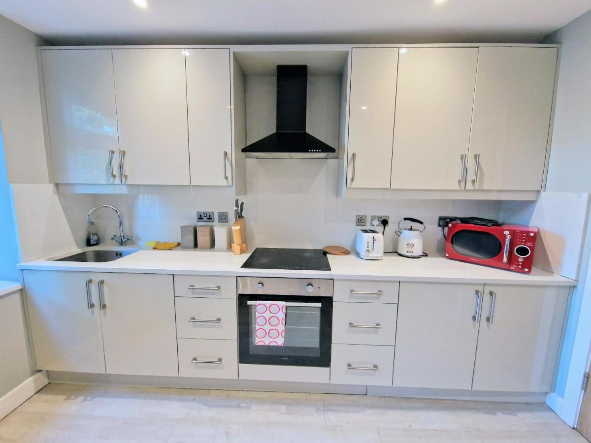 Central Reading Modern 3Br Flat - Walk To Station And High Street Exterior foto