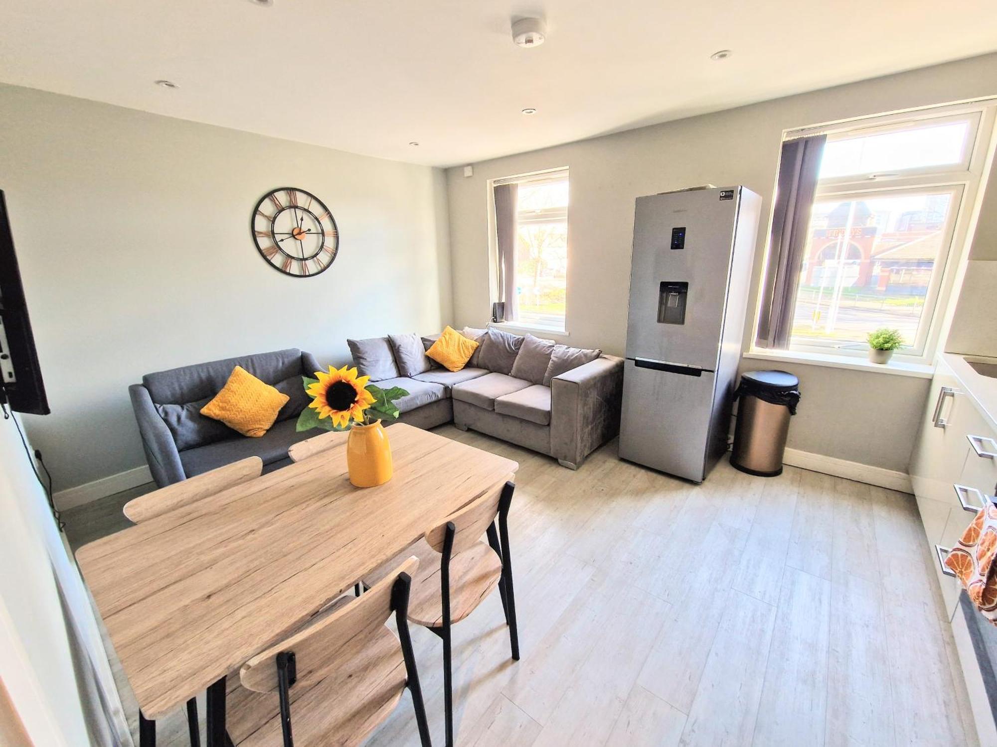 Central Reading Modern 3Br Flat - Walk To Station And High Street Exterior foto